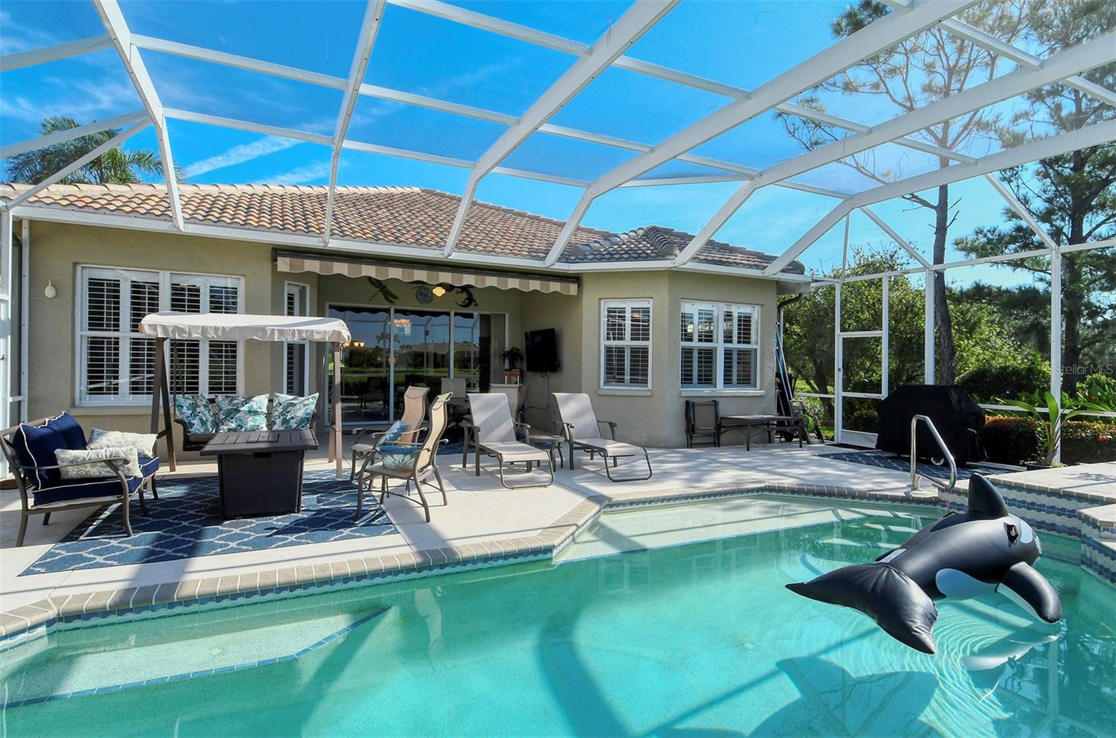 HERITAGE OAKS GOLF & COUNTRY CLUB - Residential