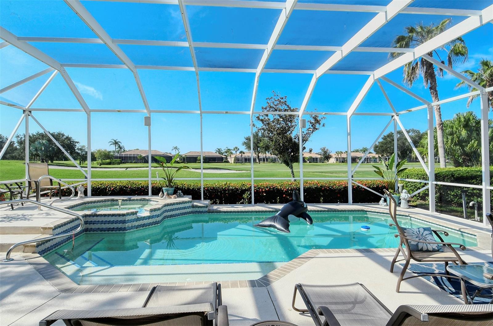 HERITAGE OAKS GOLF & COUNTRY CLUB - Residential