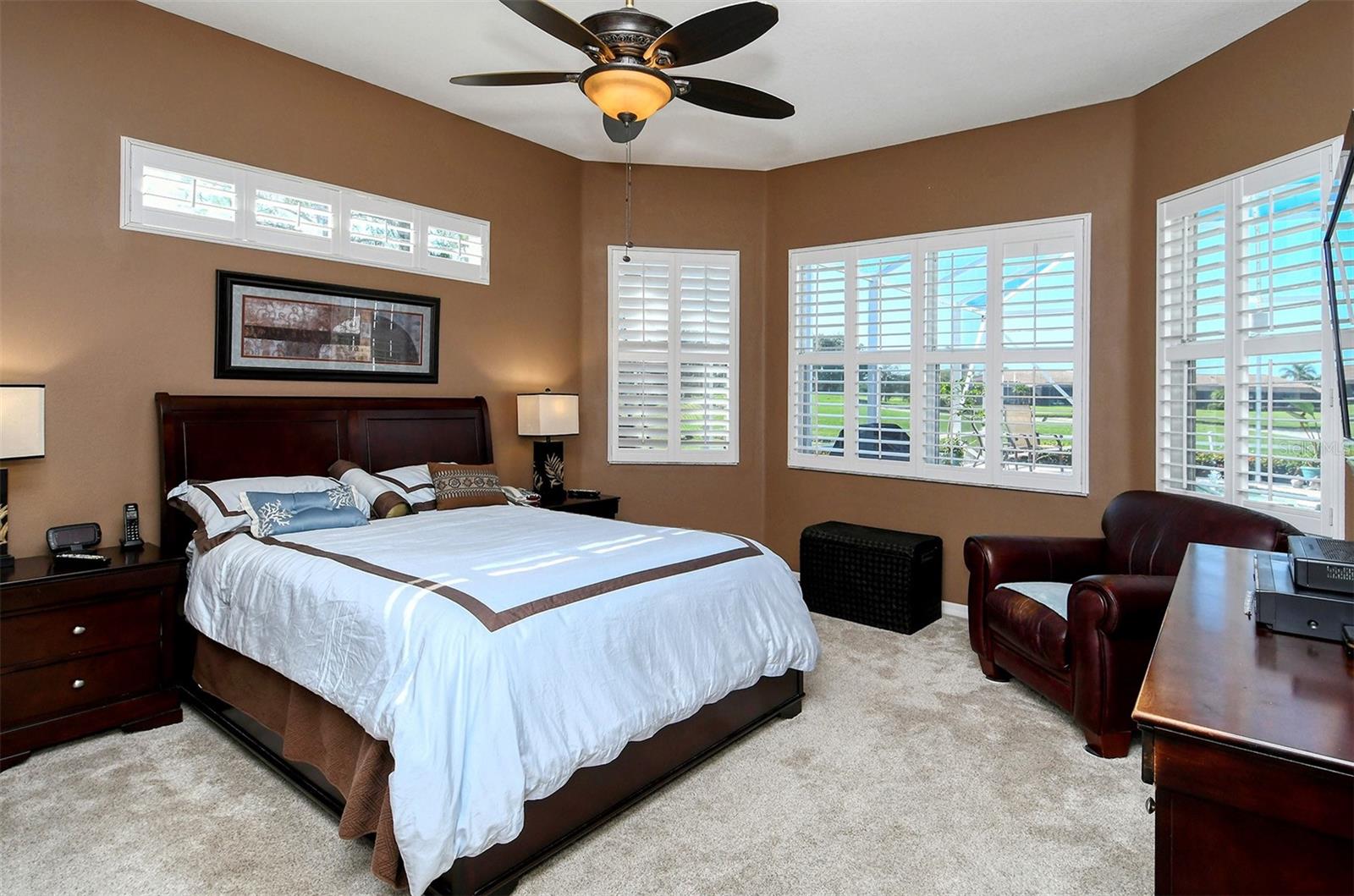 HERITAGE OAKS GOLF & COUNTRY CLUB - Residential