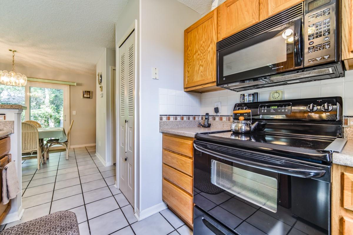 Sun Beach Club Condo Ph 01-03 - Residential