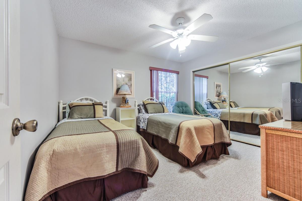 Sun Beach Club Condo Ph 01-03 - Residential