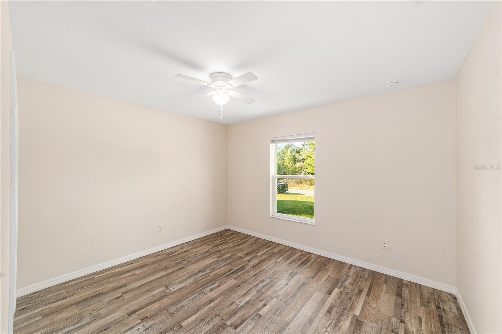 MARION OAKS - Residential