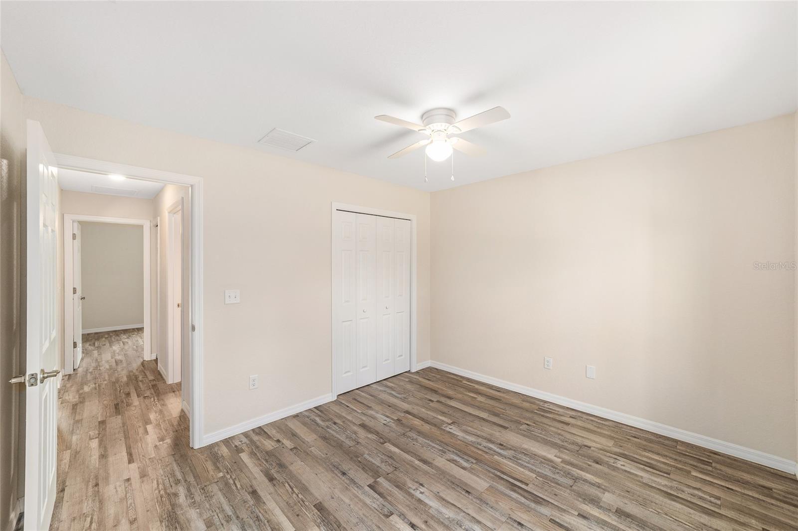 MARION OAKS - Residential