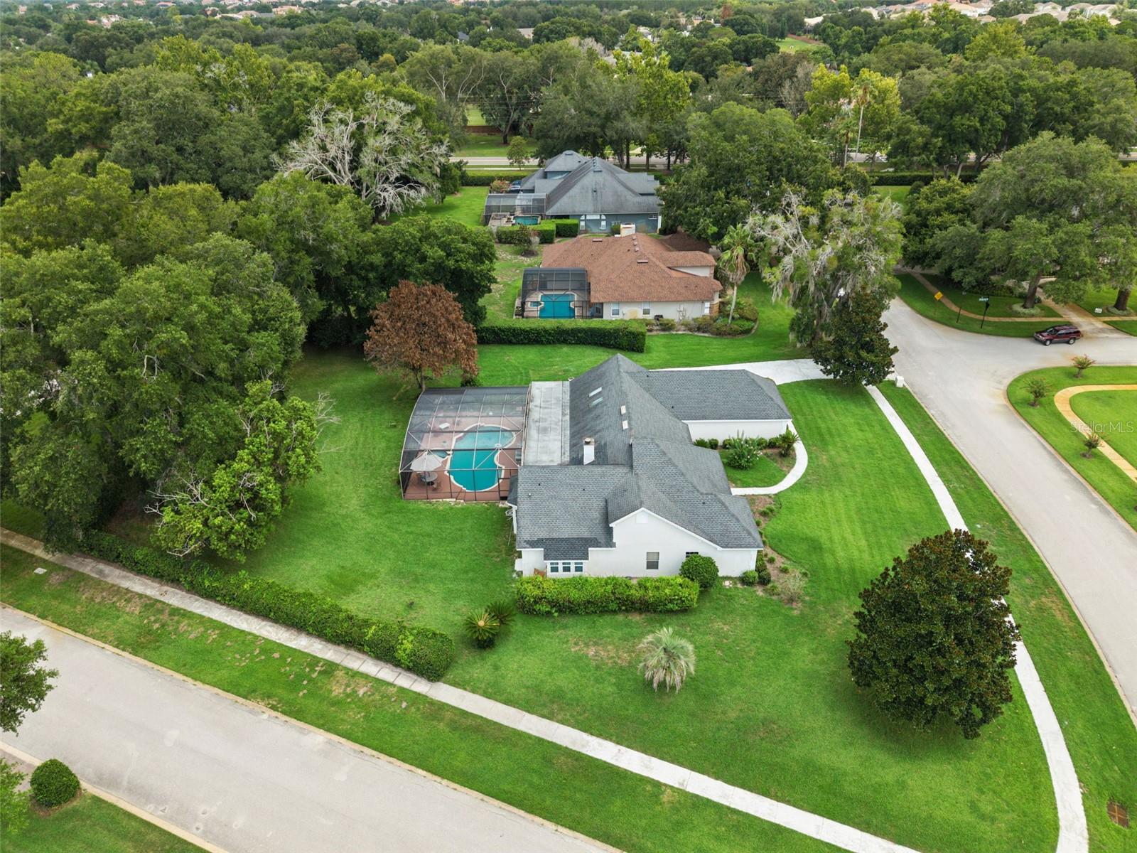 2512 TRYON PLACE