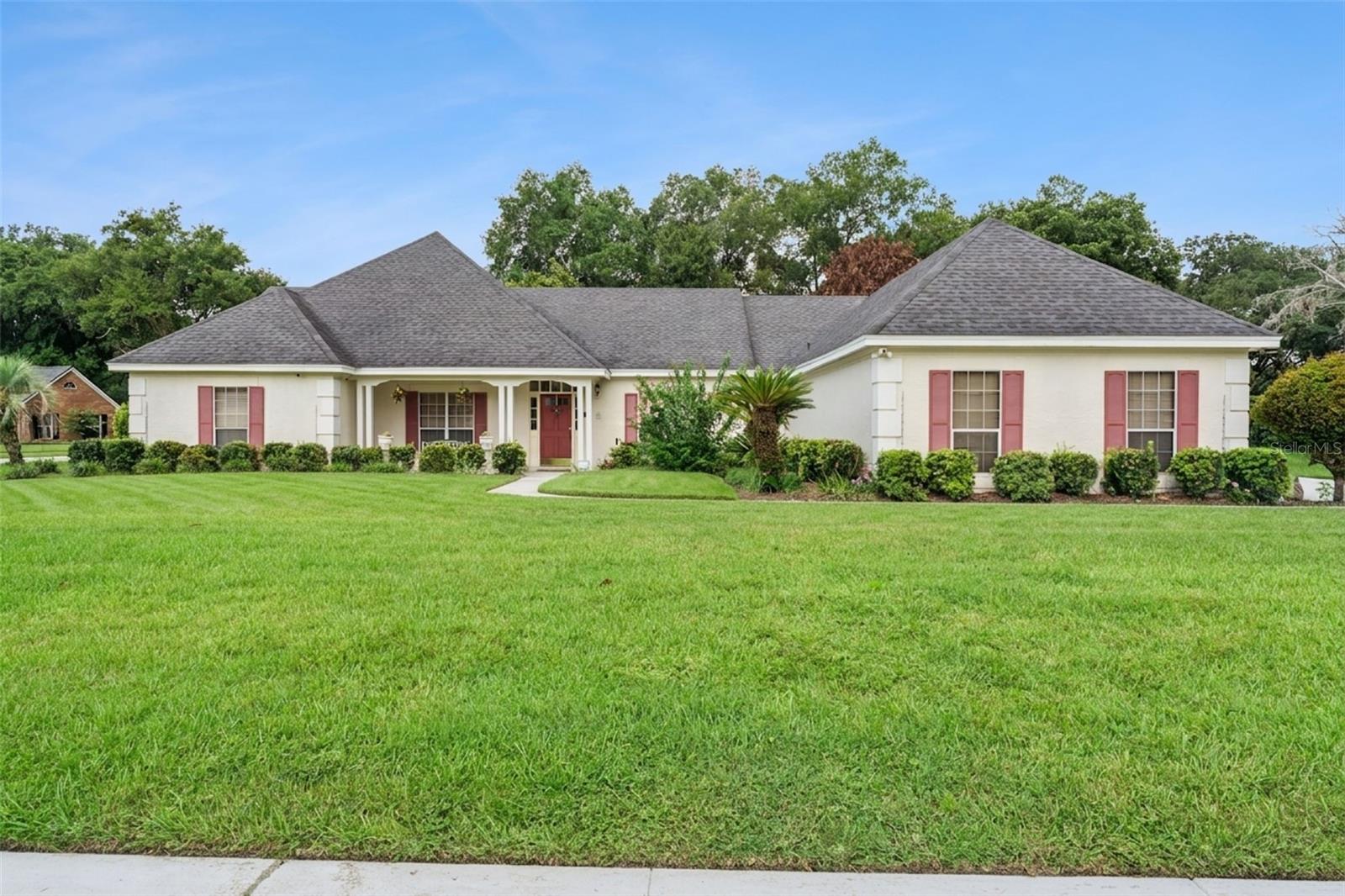 2512 TRYON PLACE