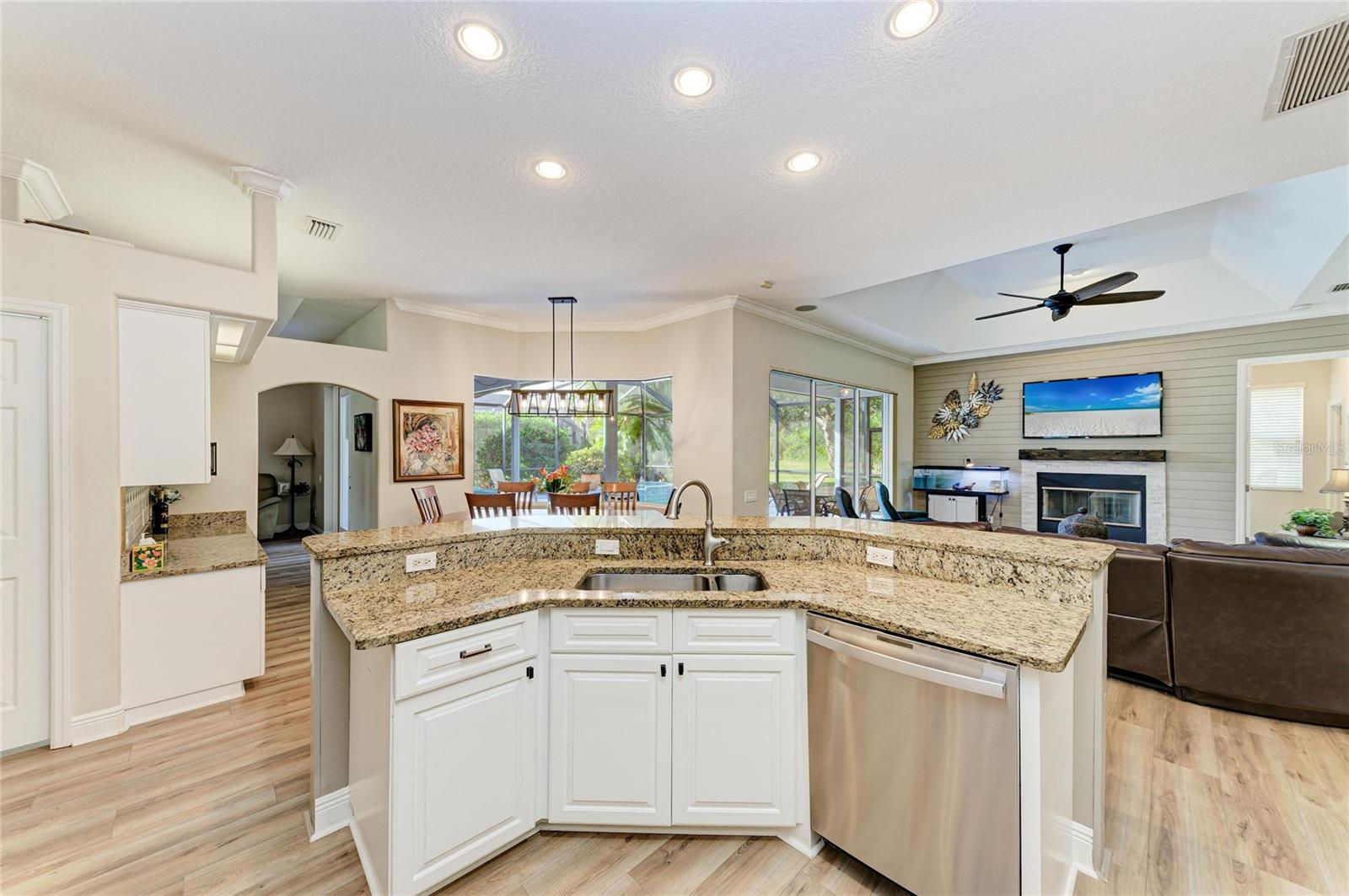 MILL CREEK VII - Residential