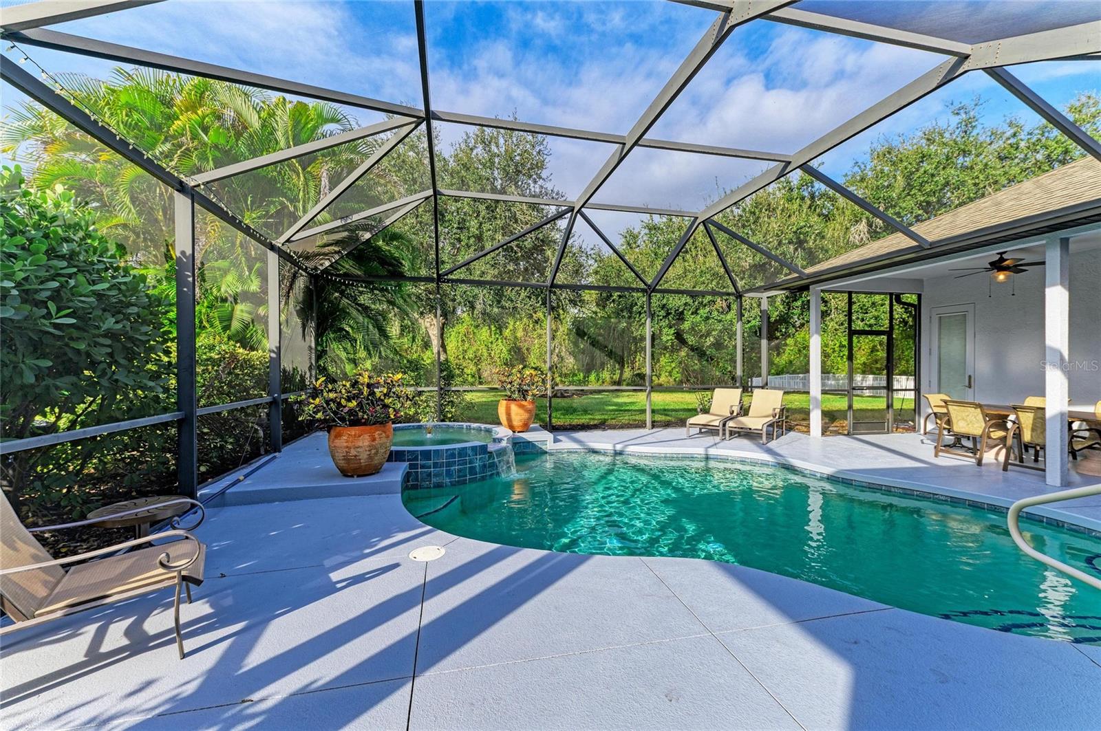 MILL CREEK VII - Residential