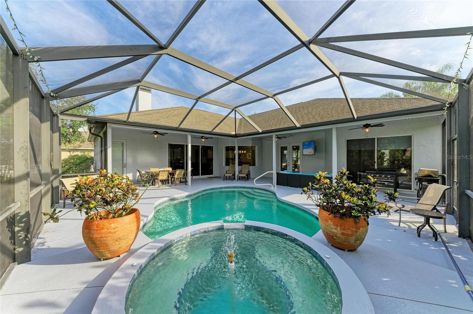 MILL CREEK VII - Residential