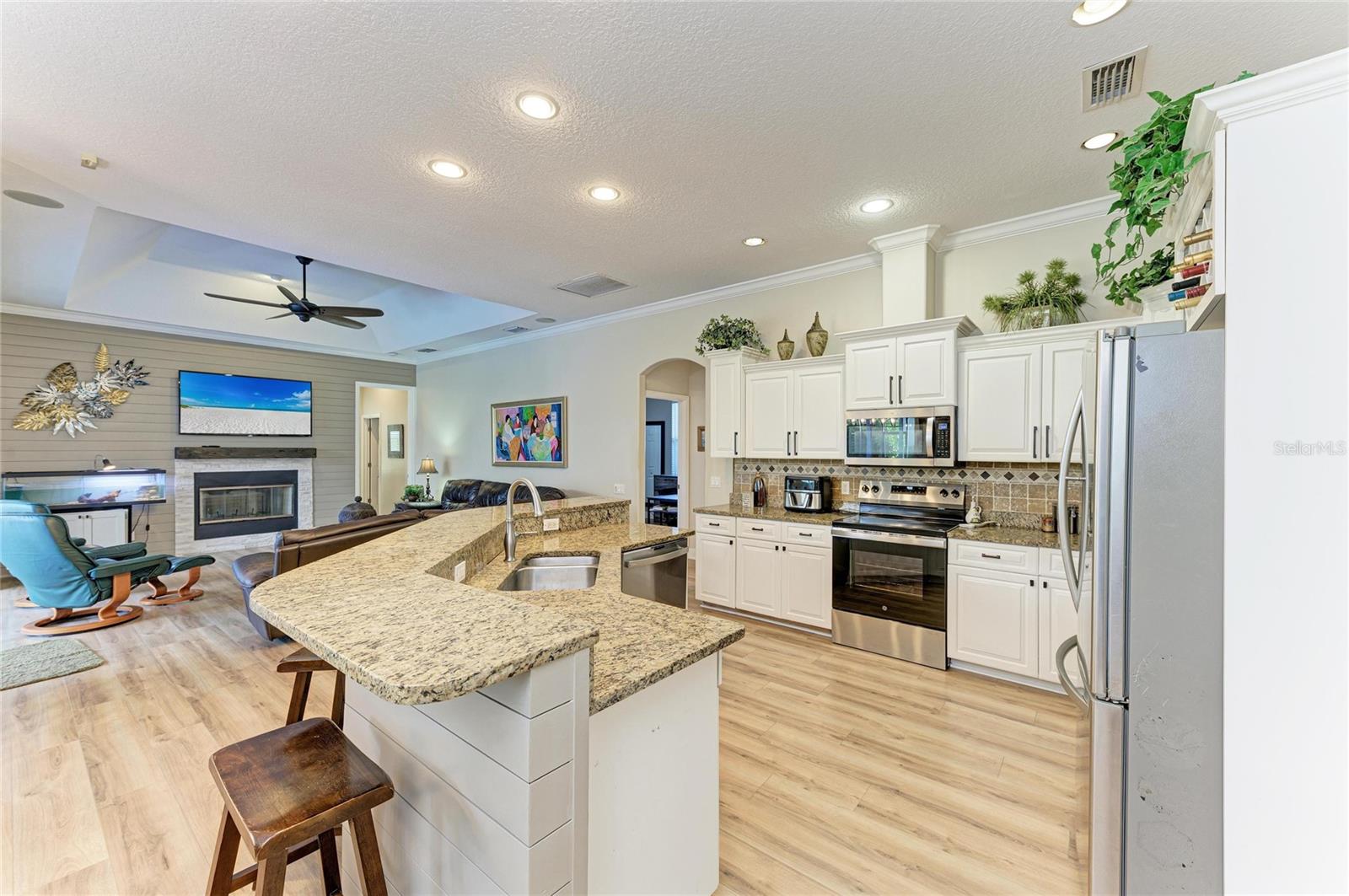 MILL CREEK VII - Residential