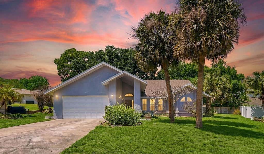 Photo of 215 Santa Rosa Drive, Winter Haven, FL 33884 (MLS # A4703624)