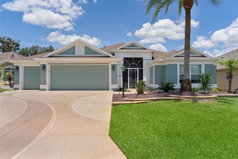 Photo of 1951 Gatehouse Terrace, The Villages, FL 32163 (MLS # G5115439)