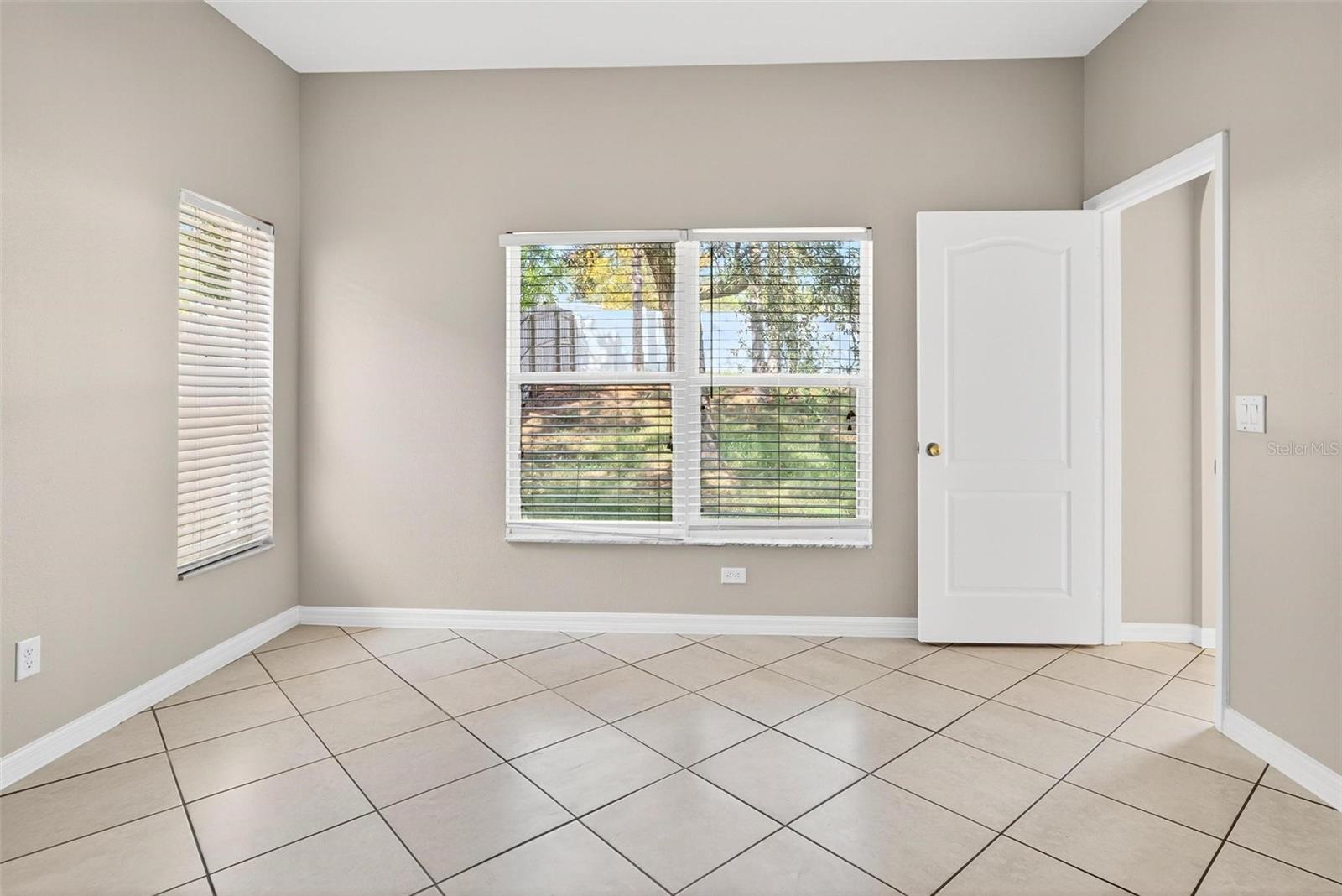 TAVARES PINES AT LAKE SAUNDERS PH 02 - Residential