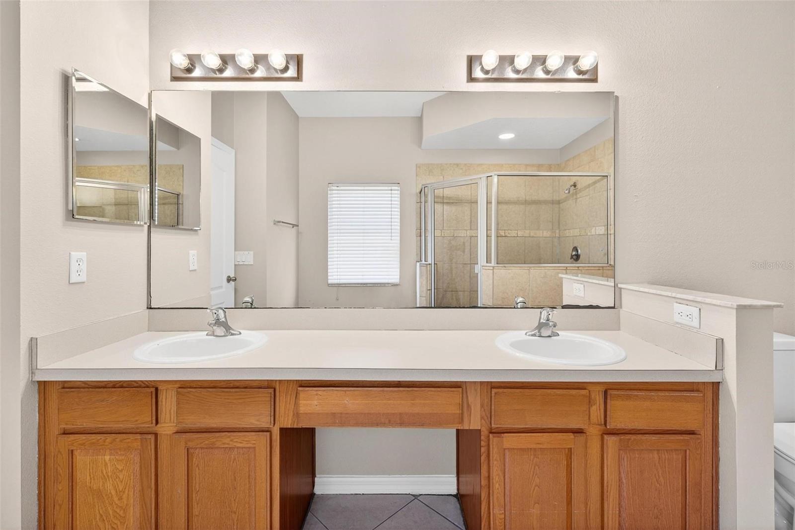 TAVARES PINES AT LAKE SAUNDERS PH 02 - Residential