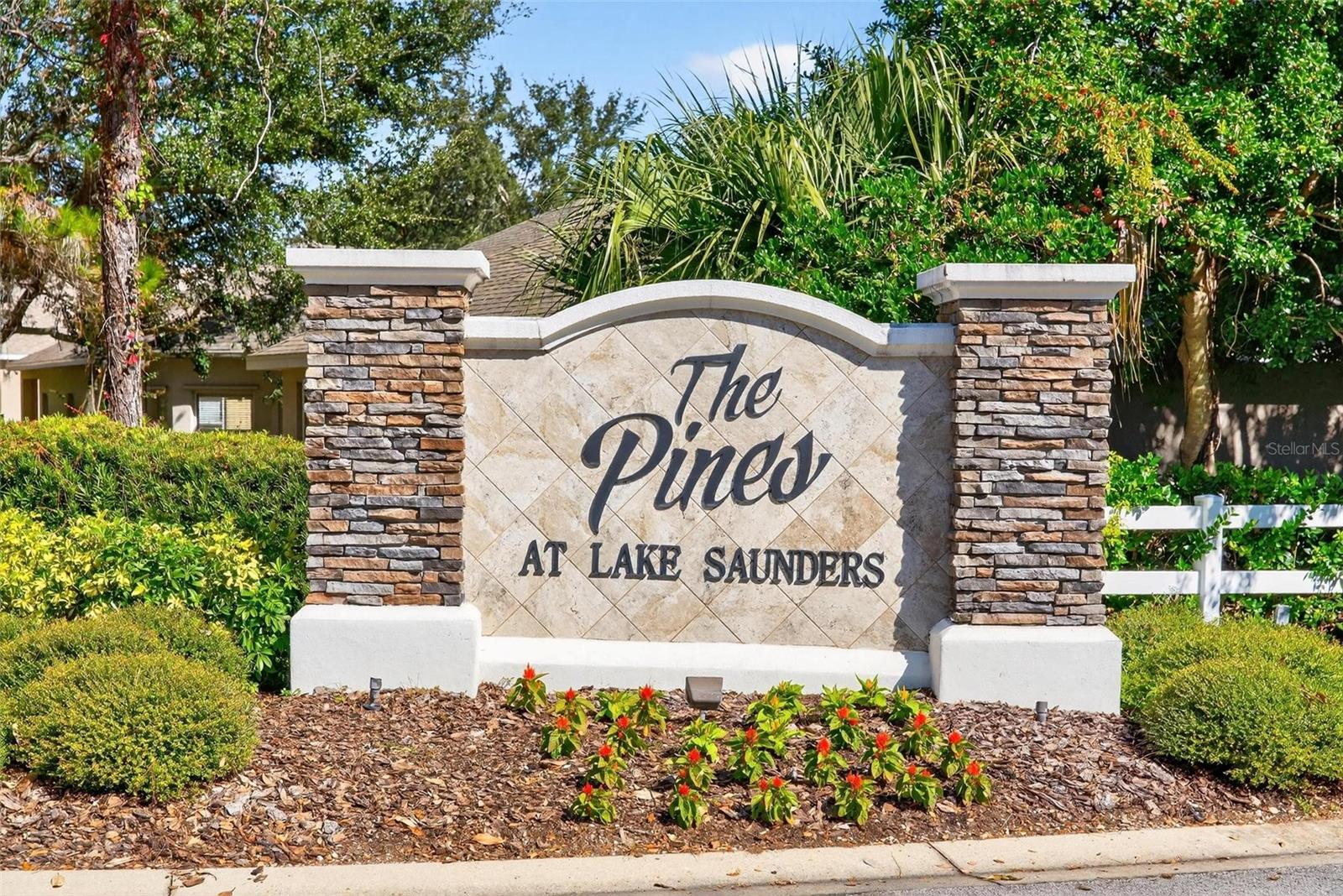 TAVARES PINES AT LAKE SAUNDERS PH 02 - Residential
