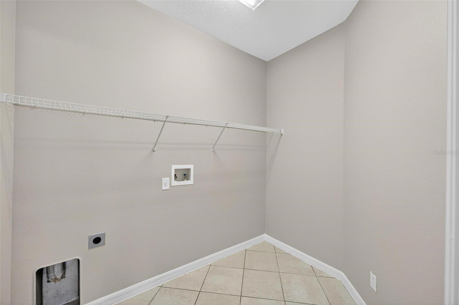 TAVARES PINES AT LAKE SAUNDERS PH 02 - Residential