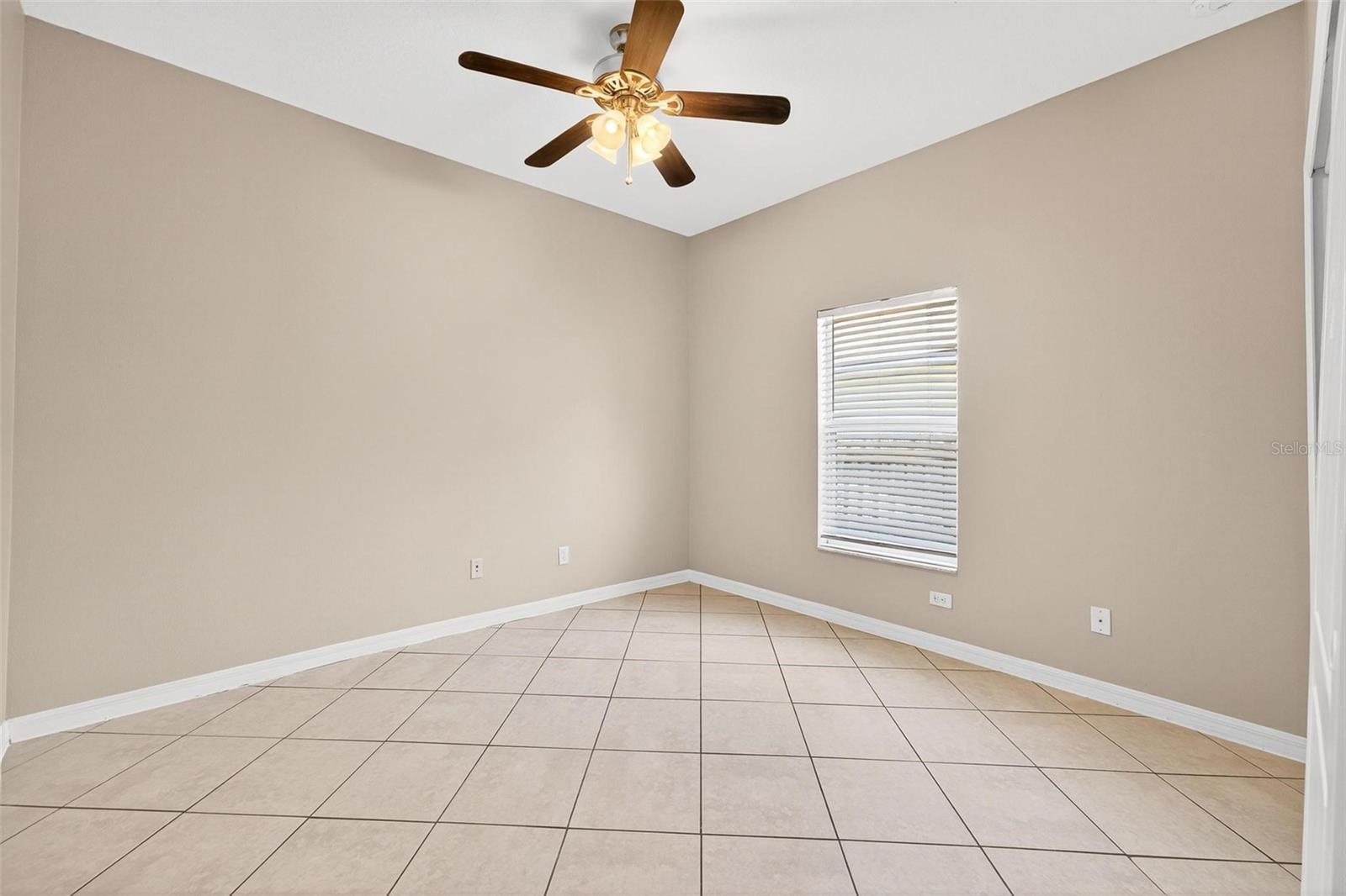 TAVARES PINES AT LAKE SAUNDERS PH 02 - Residential