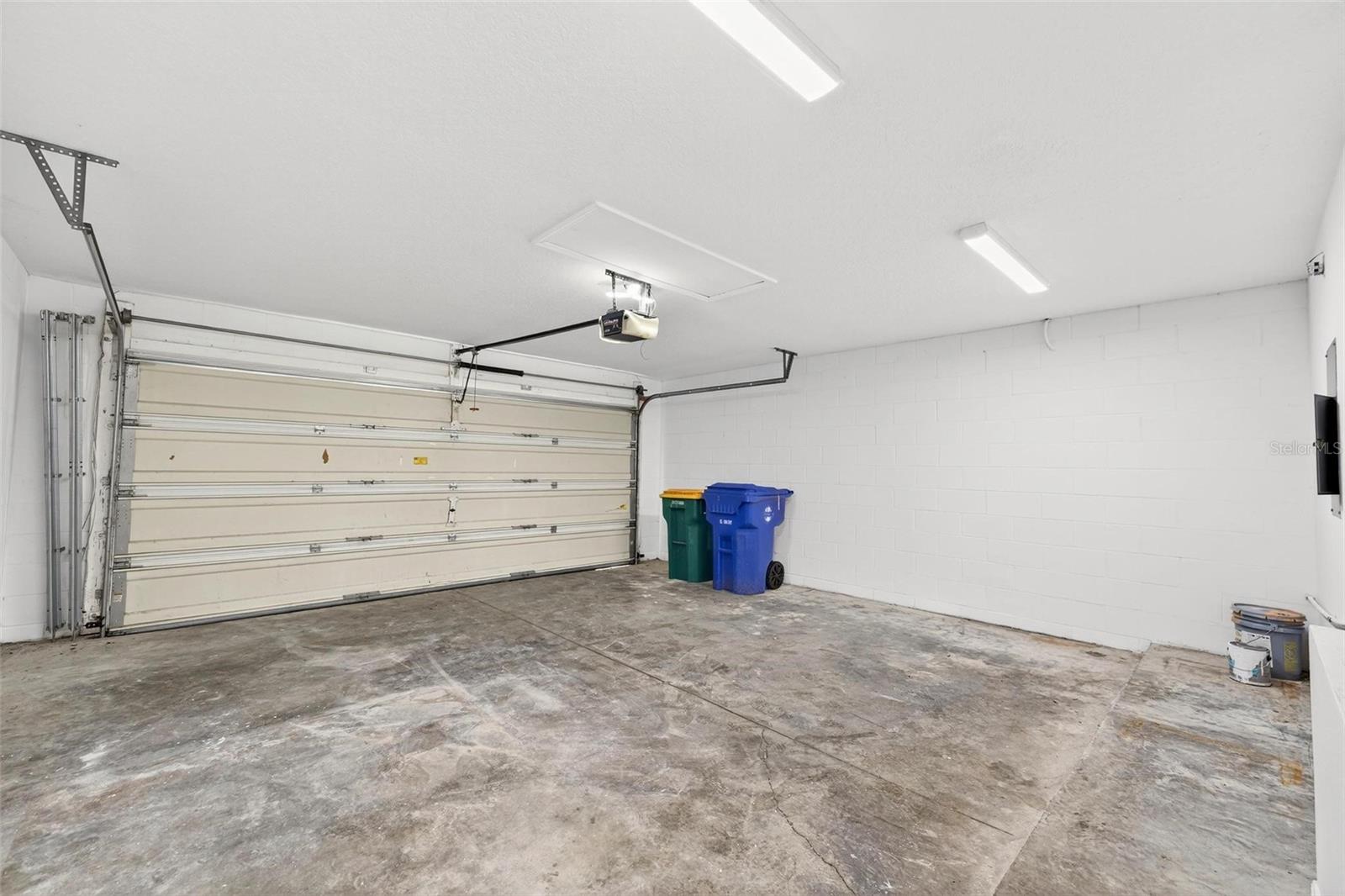 TAVARES PINES AT LAKE SAUNDERS PH 02 - Residential