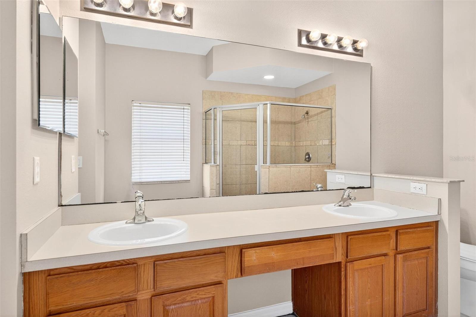 TAVARES PINES AT LAKE SAUNDERS PH 02 - Residential