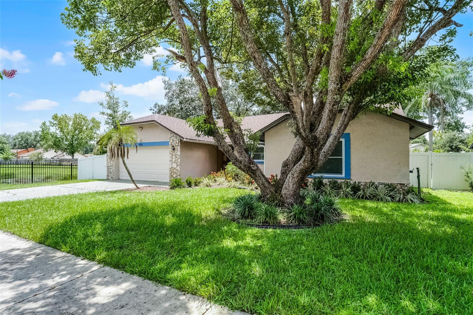 904 WESSON DRIVE