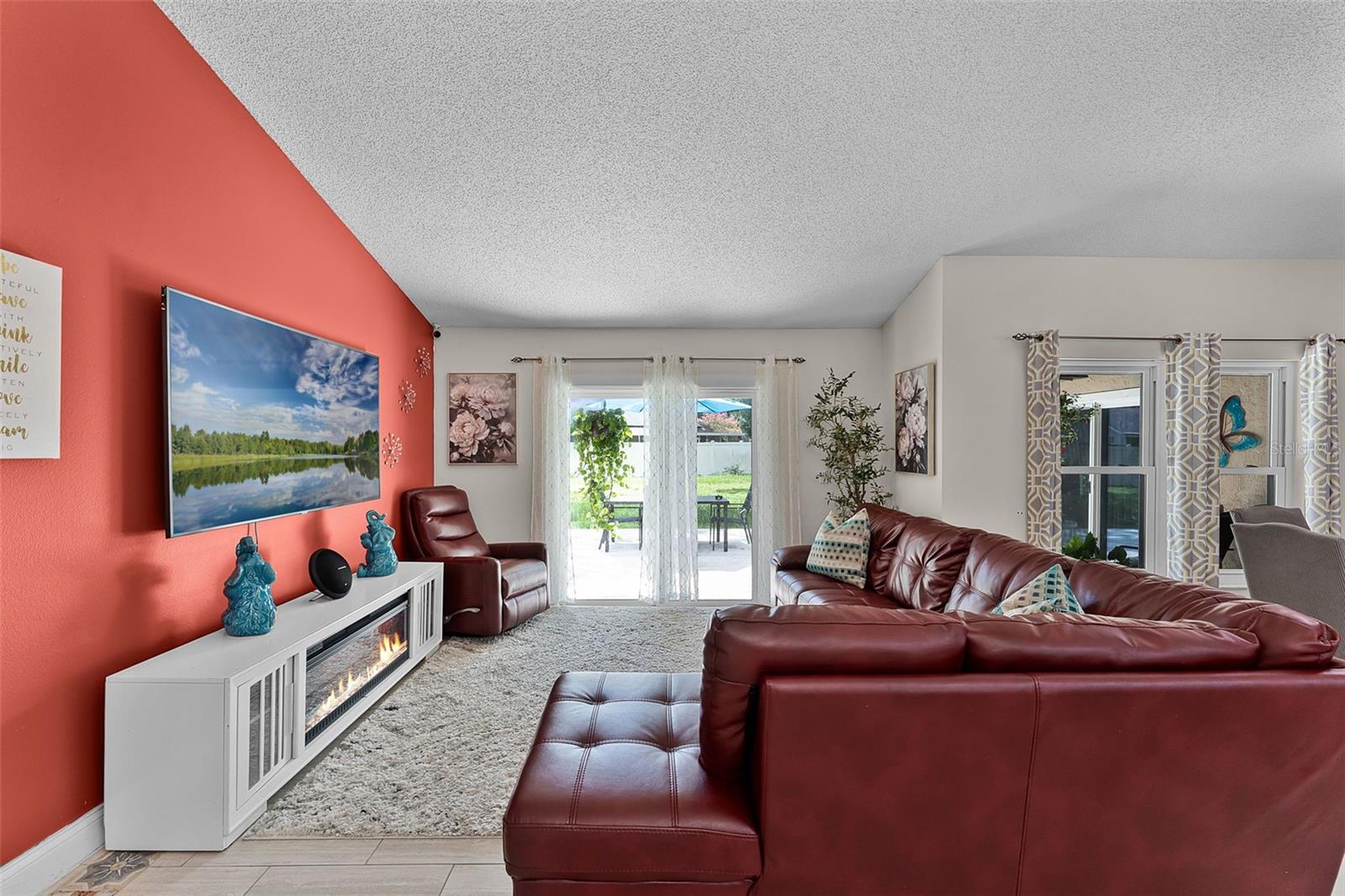 904 WESSON DRIVE