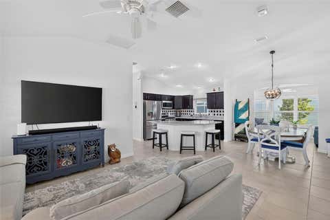 Tiny photo for 5711 Henry Loop, The Villages, FL 32163 (MLS # G5114053)