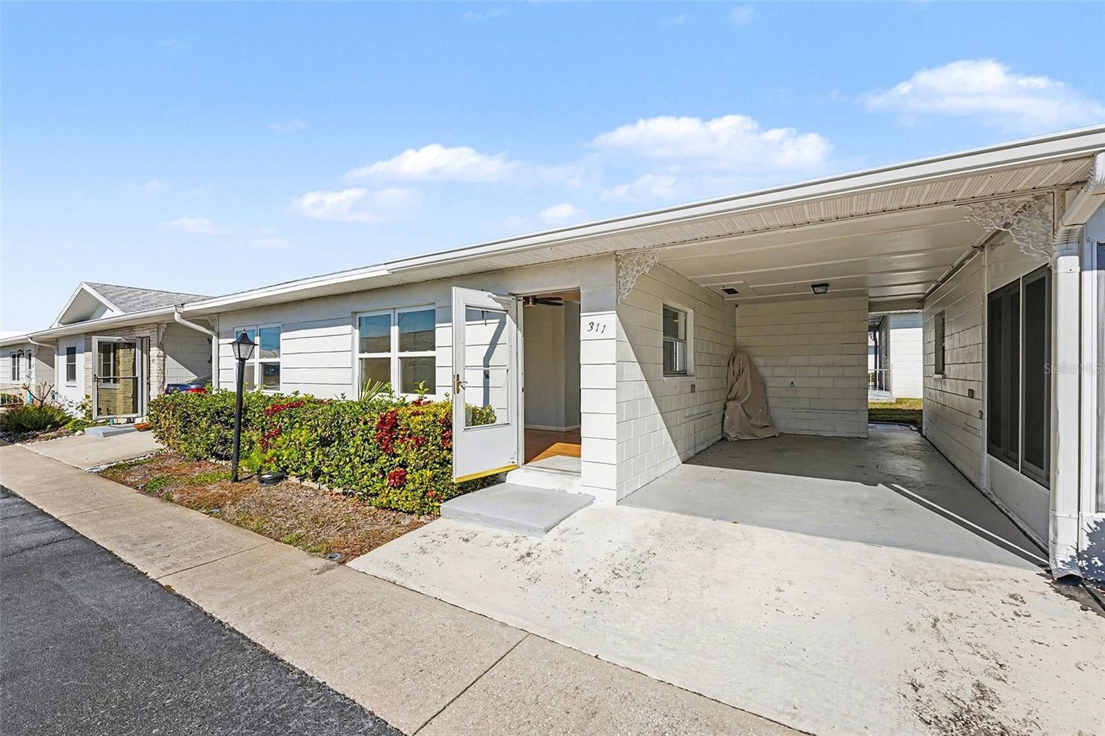 SEMINOLE HILL VILLAS - Residential