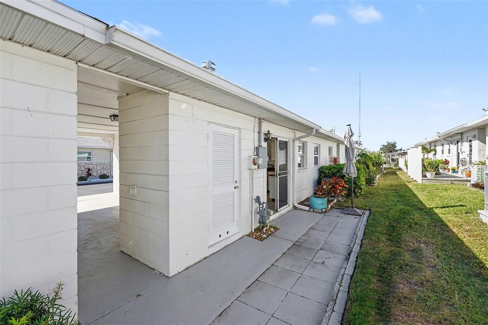 SEMINOLE HILL VILLAS - Residential