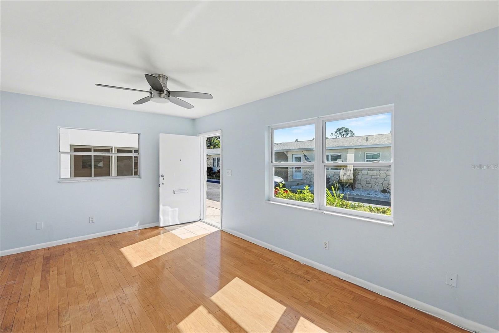 SEMINOLE HILL VILLAS - Residential