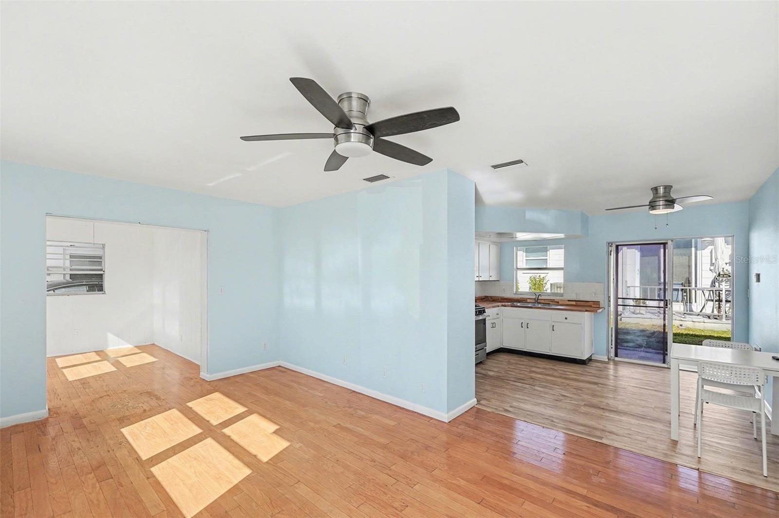 SEMINOLE HILL VILLAS - Residential