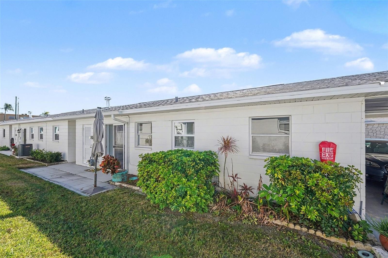 SEMINOLE HILL VILLAS - Residential