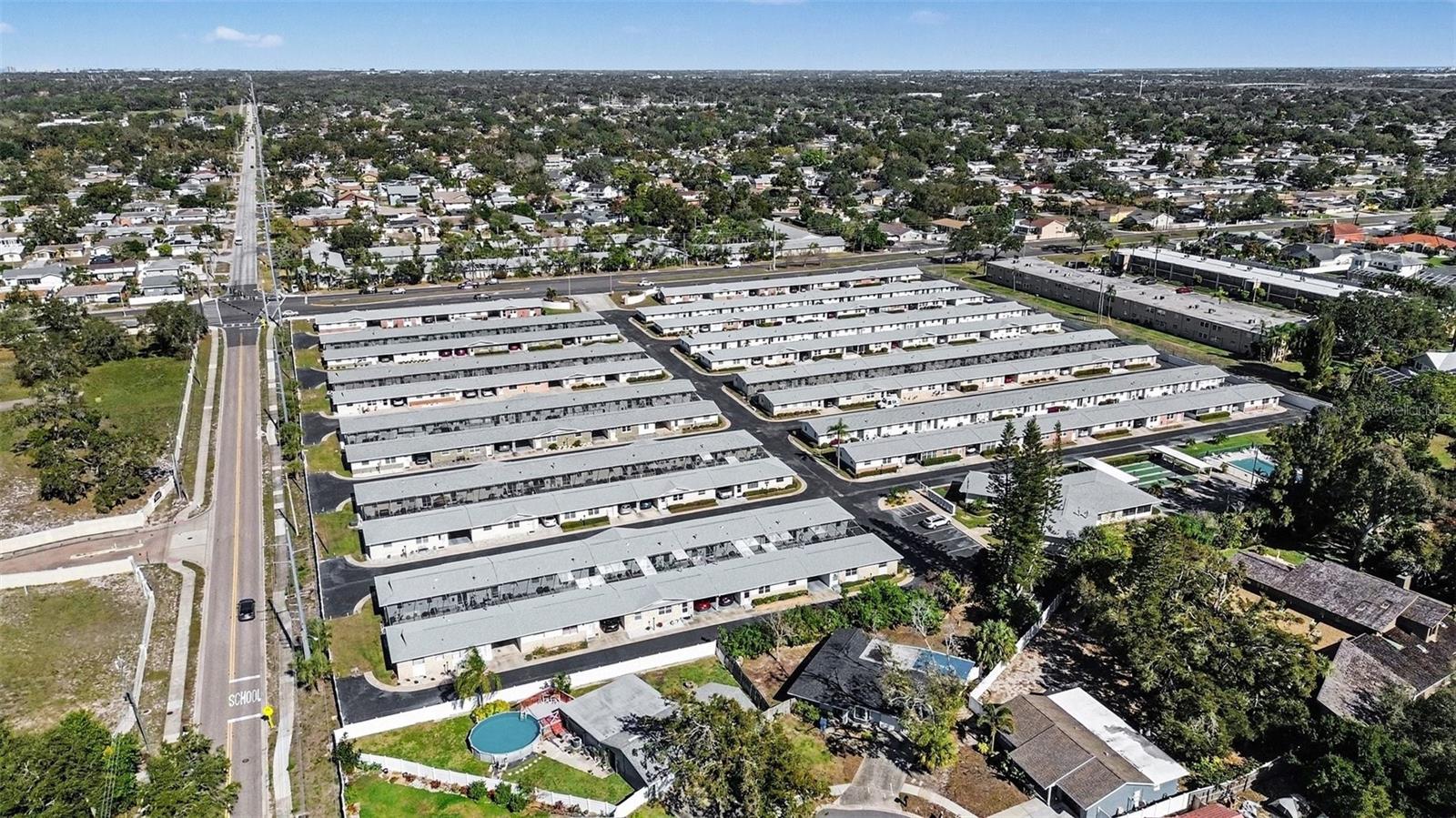 SEMINOLE HILL VILLAS - Residential