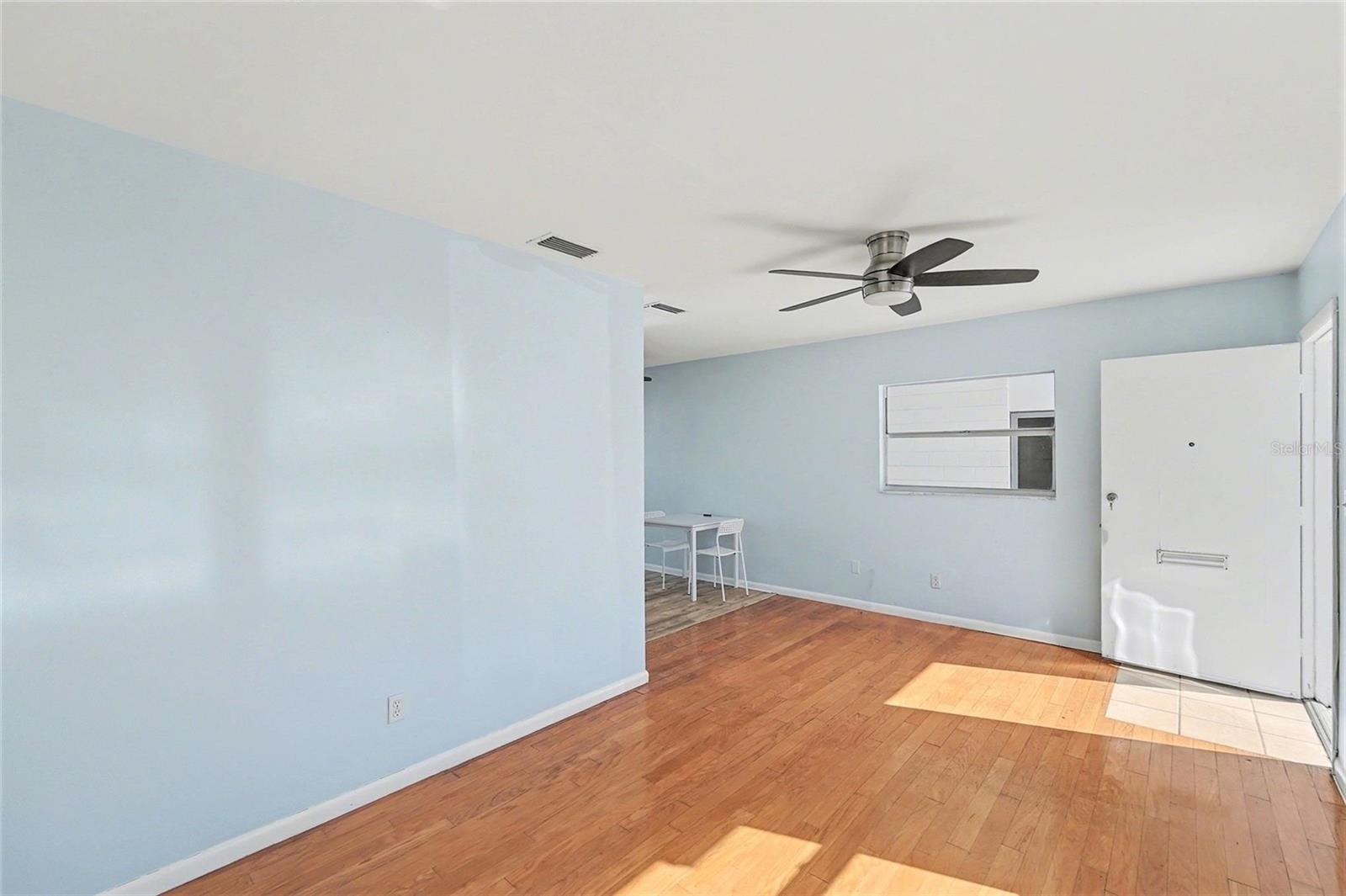 SEMINOLE HILL VILLAS - Residential