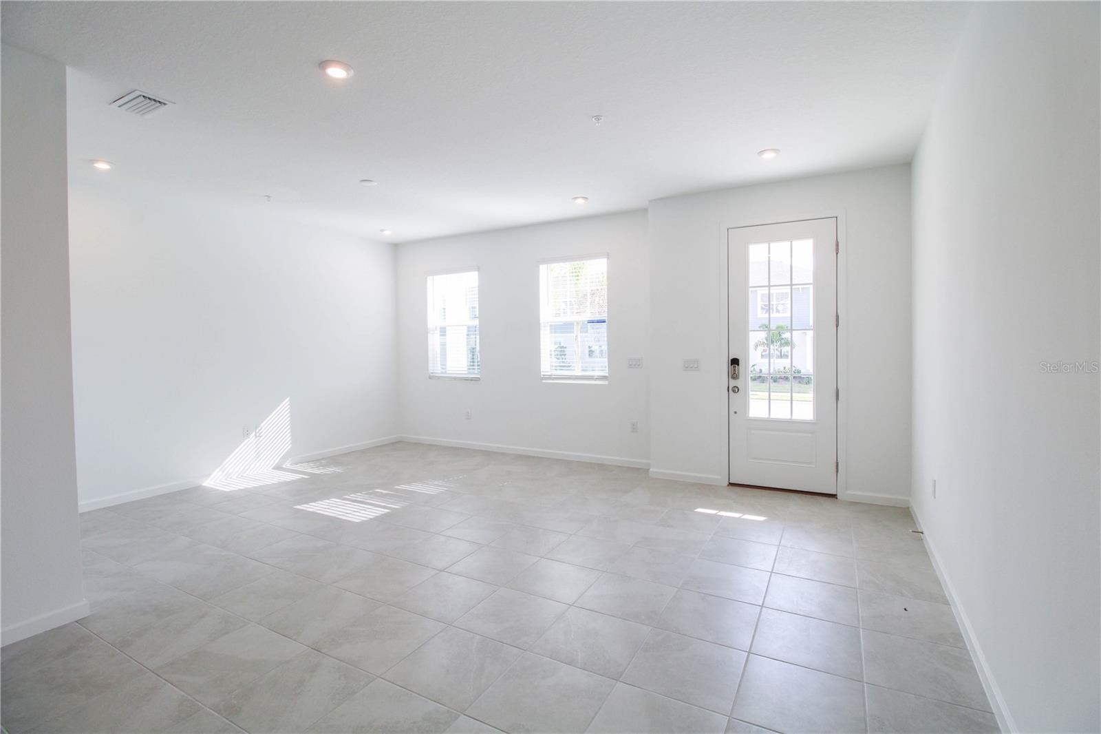 GARDENIA RESERVE - Residential Lease