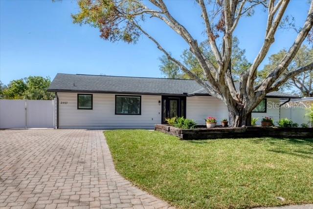2553 E PAULSTAN COURT