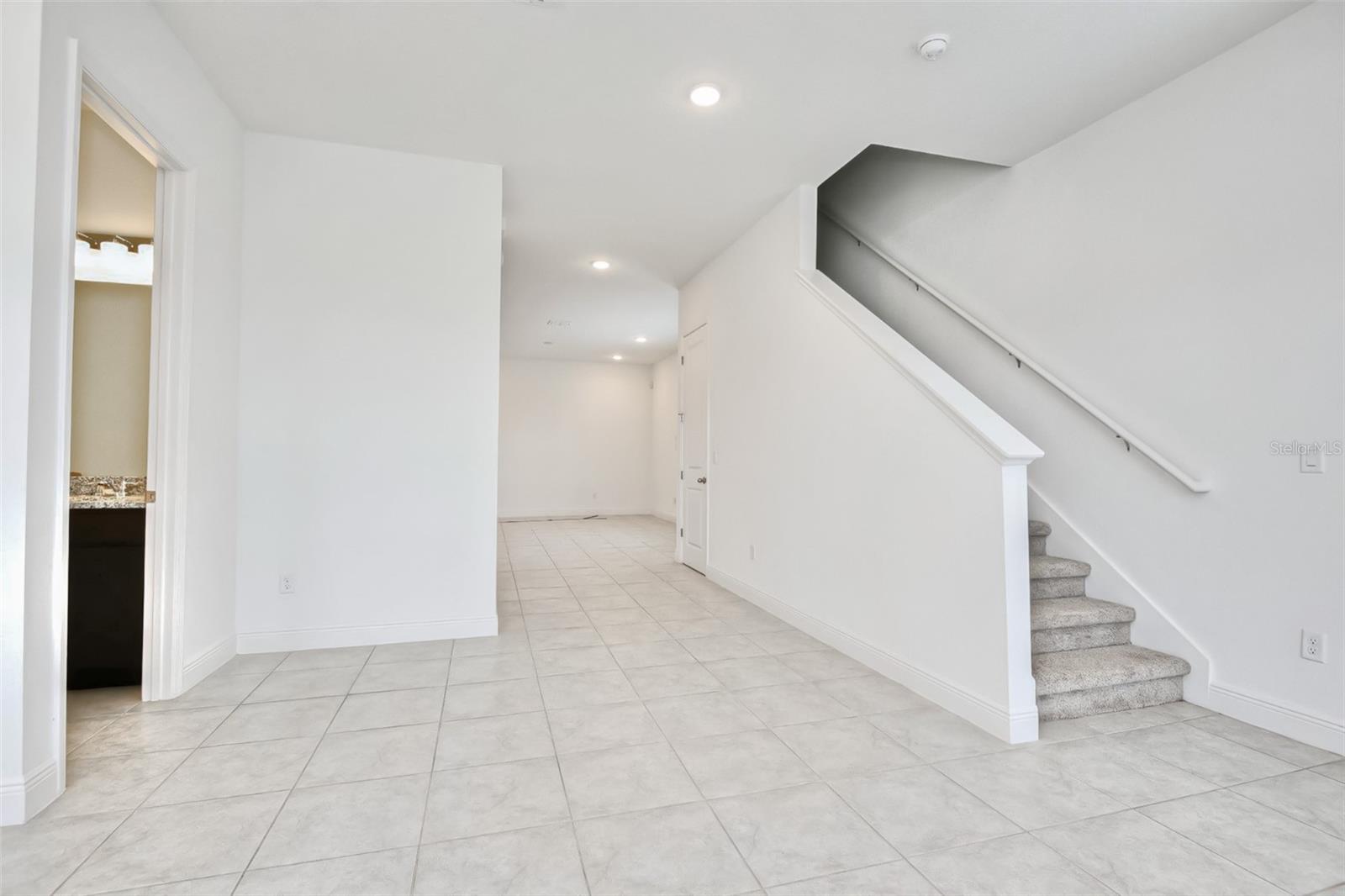 WESLYN PARK PH 1 - Residential Lease