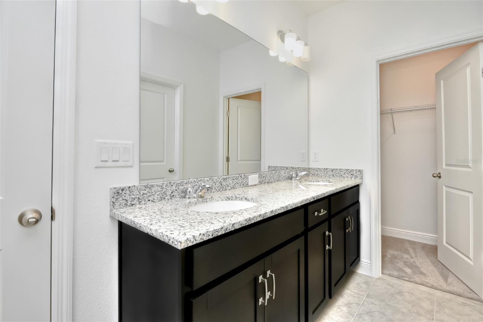 WESLYN PARK PH 1 - Residential Lease