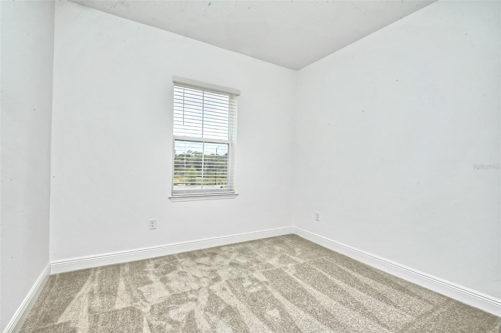 WESLYN PARK PH 1 - Residential Lease