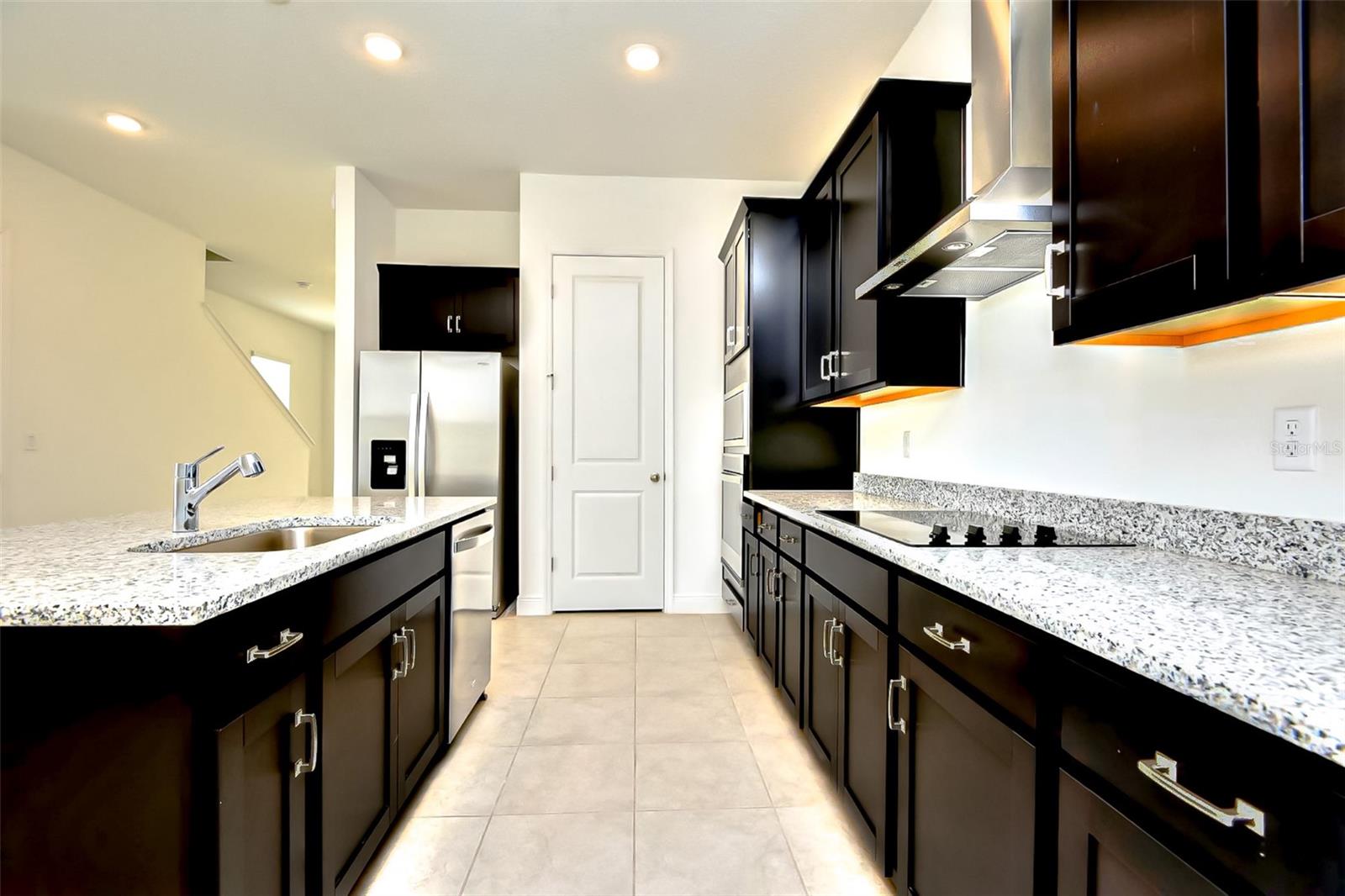 WESLYN PARK PH 1 - Residential Lease
