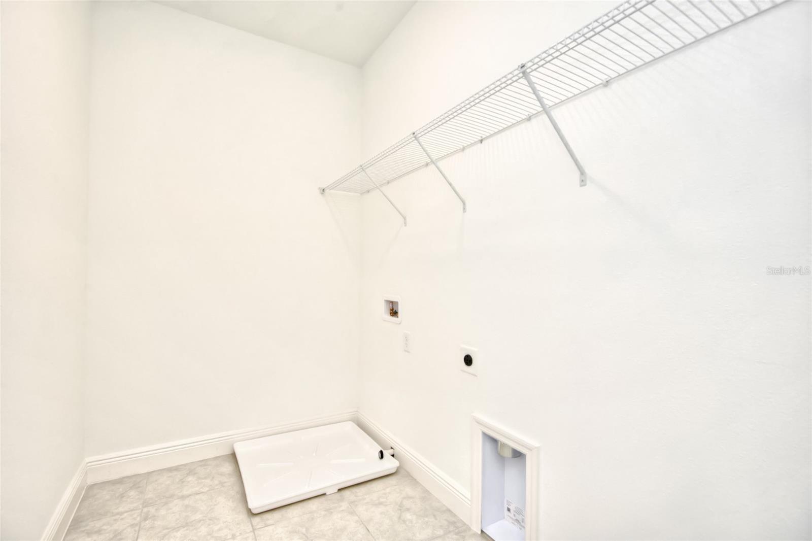 WESLYN PARK PH 1 - Residential Lease