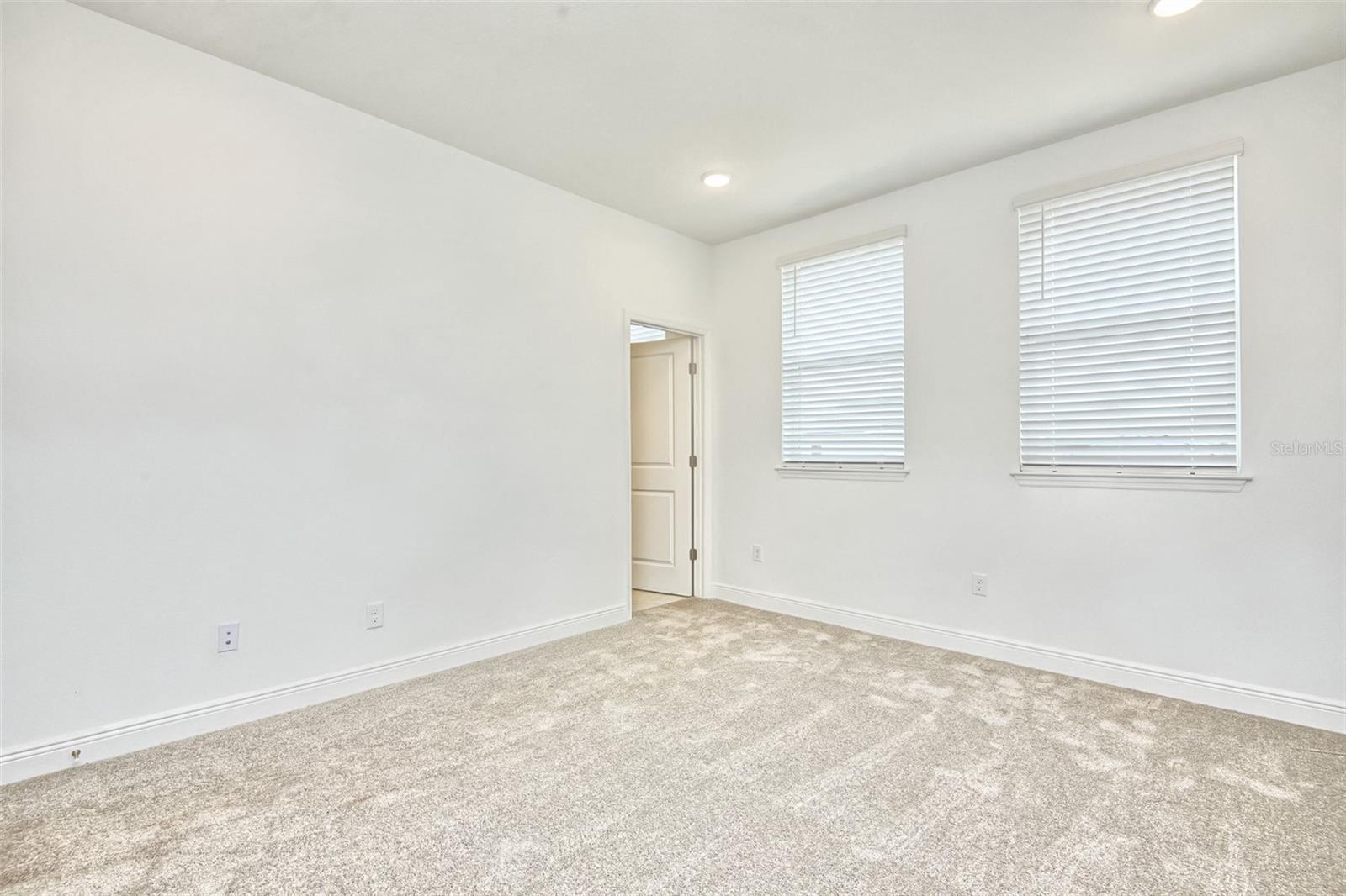 WESLYN PARK PH 1 - Residential Lease