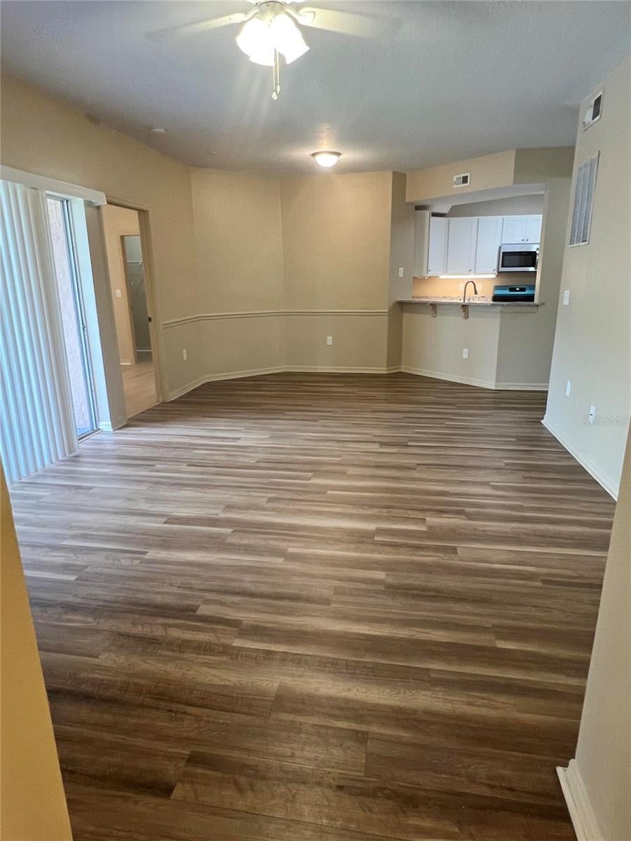 5512 METROWEST BOULEVARD 12-201