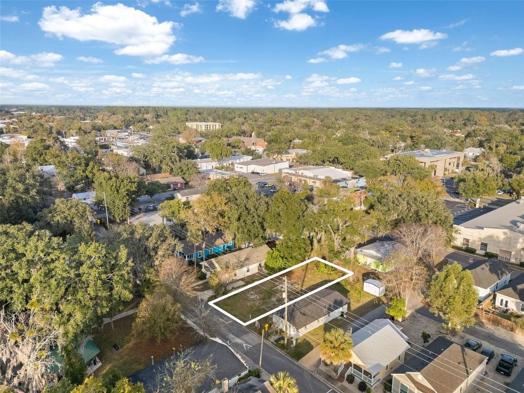 Photo of 507 NW 2nd Street, Gainesville, FL 32601 (MLS # GC536012)