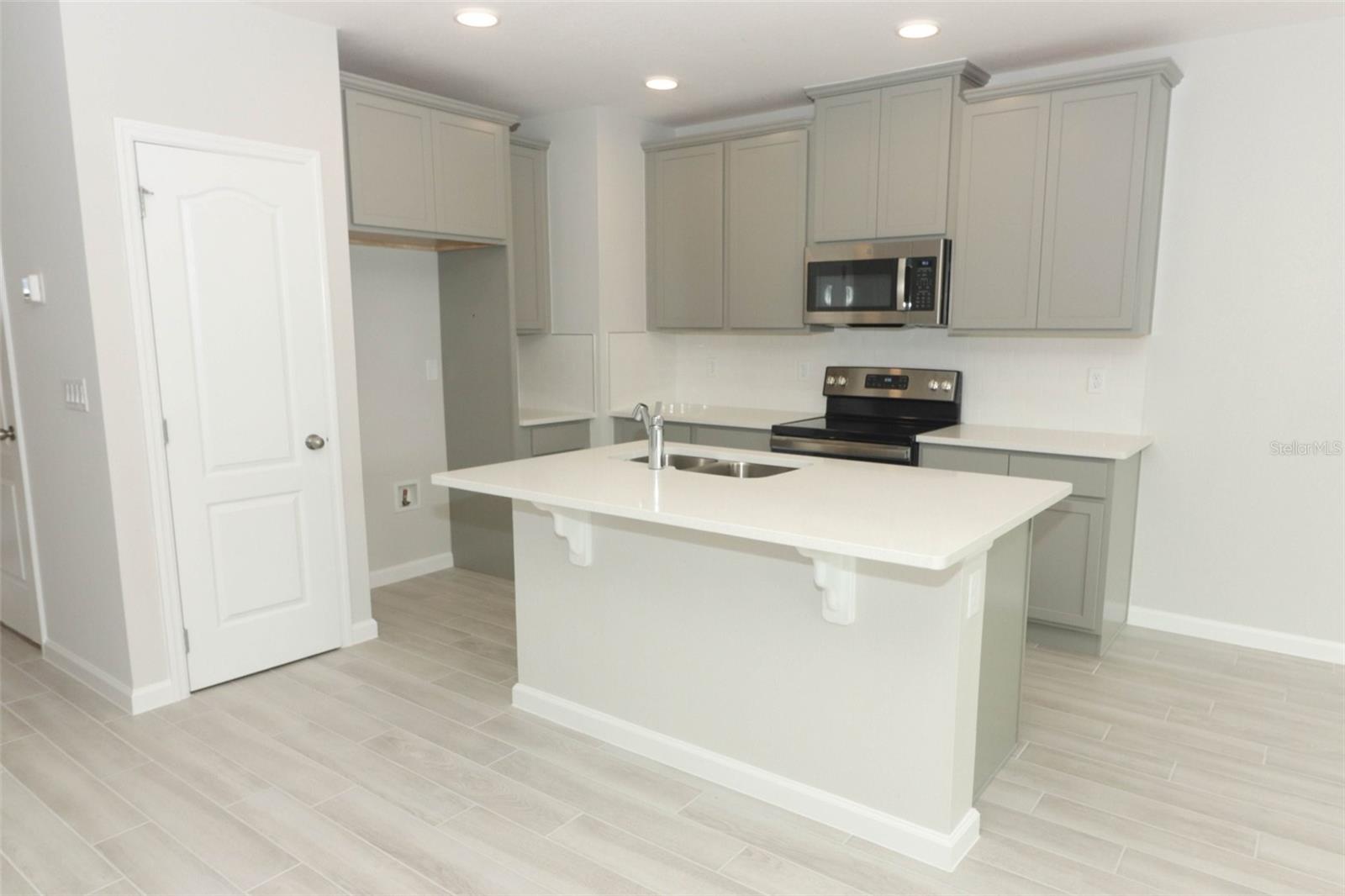 3031 PILOT HOUSE PLACE