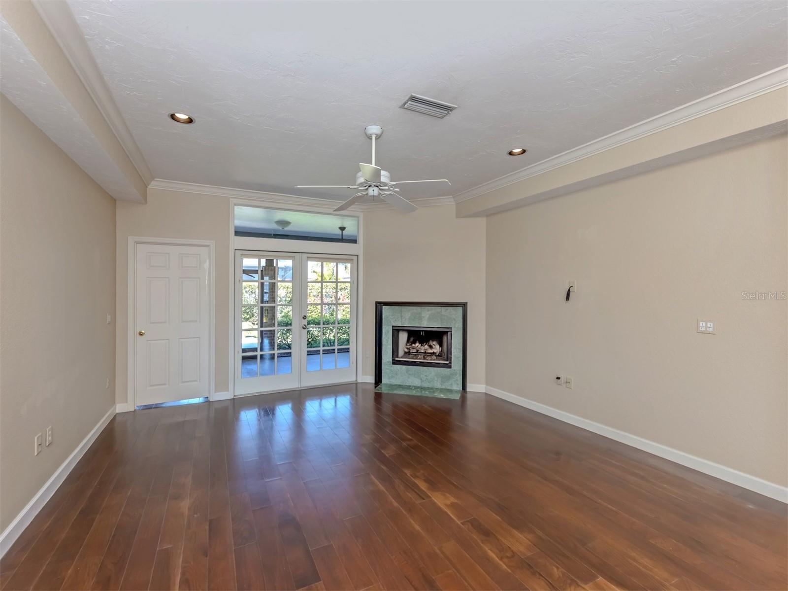 SPADARO GROVE - Residential