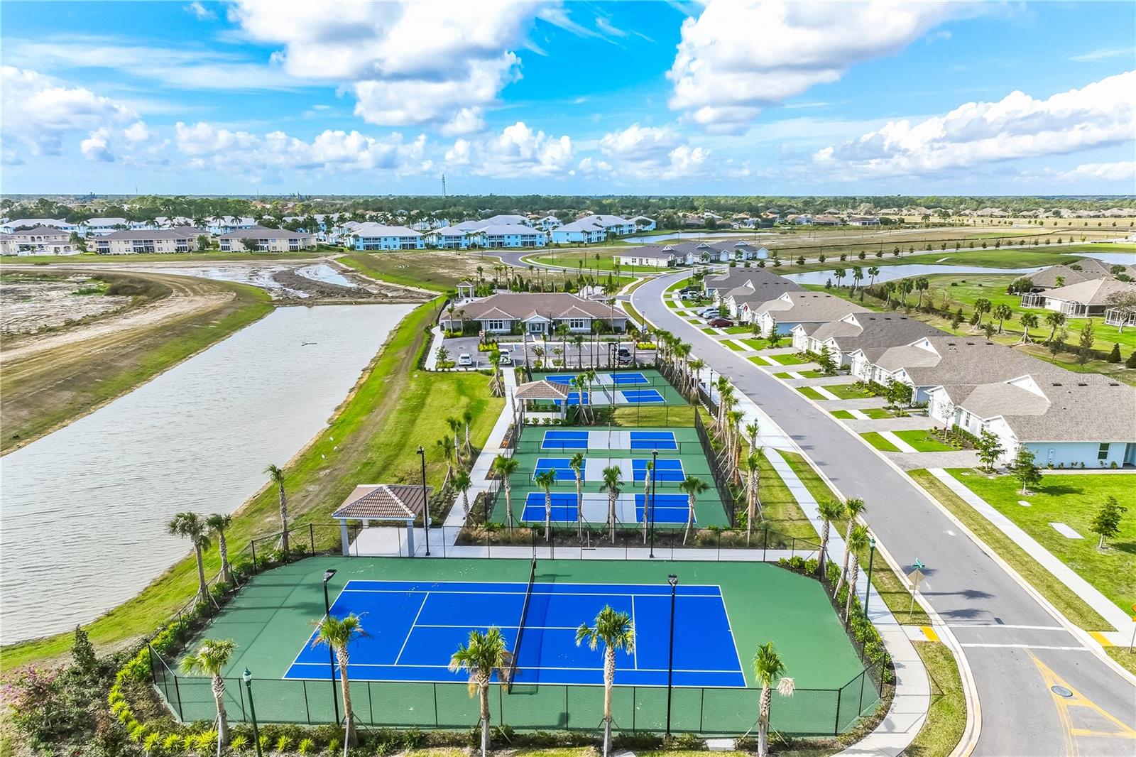 CENTRAL PARC - Residential