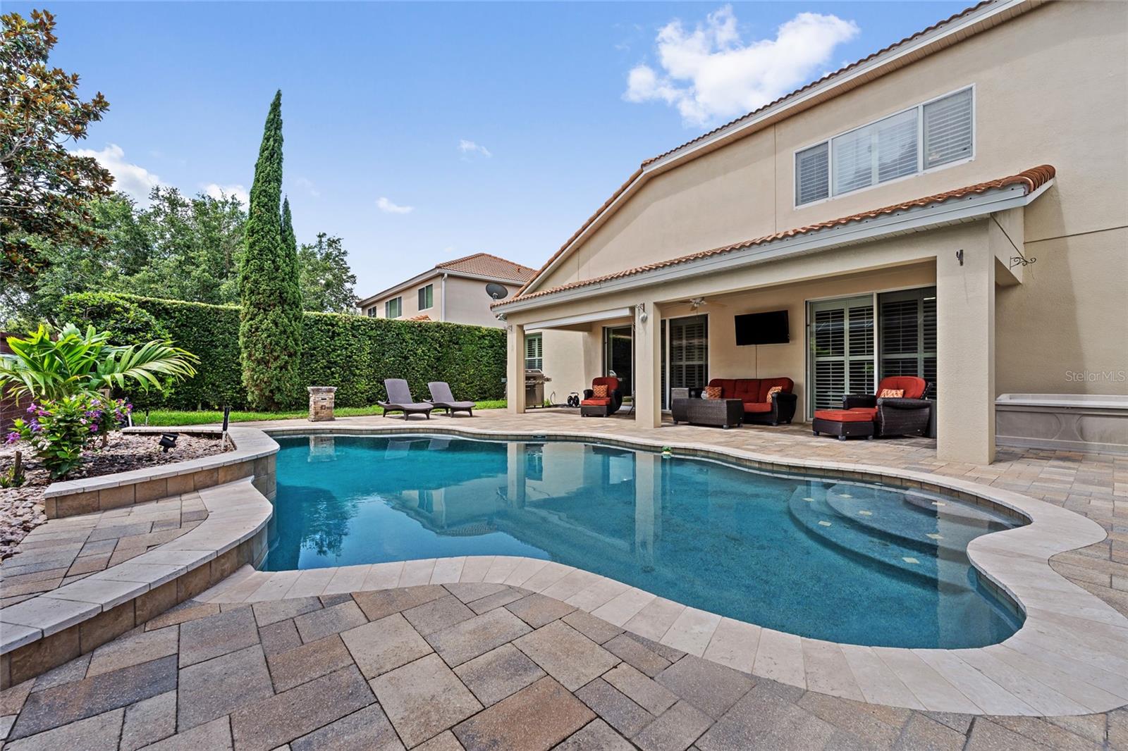 468 DOUGLAS EDWARD DRIVE