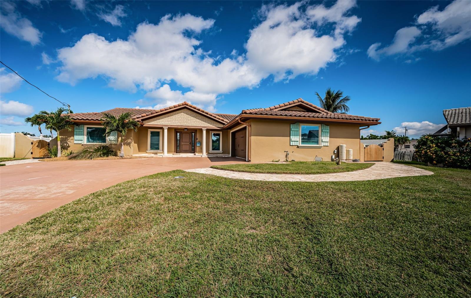 PATRICIAN POINT - Residential