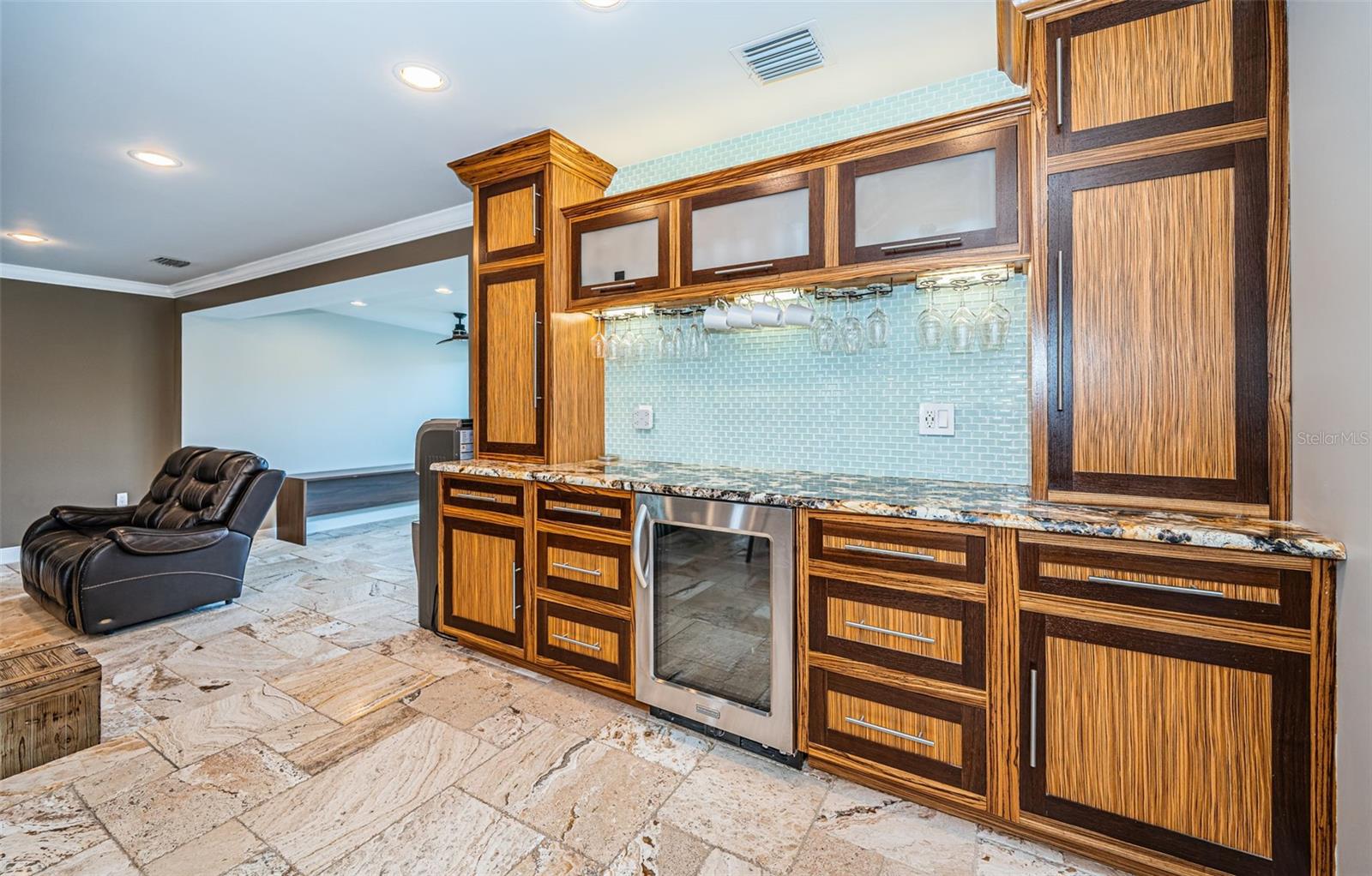 PATRICIAN POINT - Residential