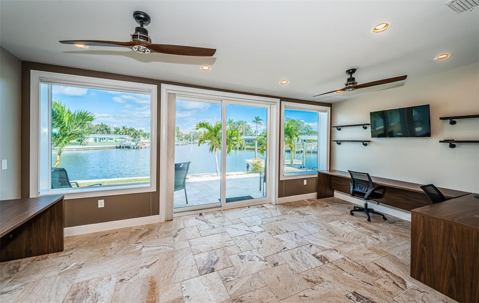 PATRICIAN POINT - Residential