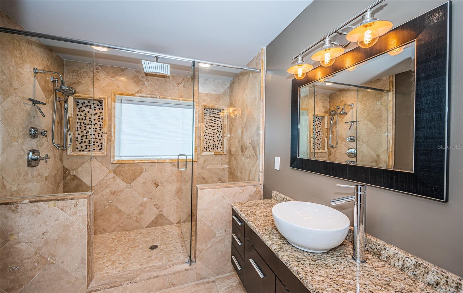 PATRICIAN POINT - Residential